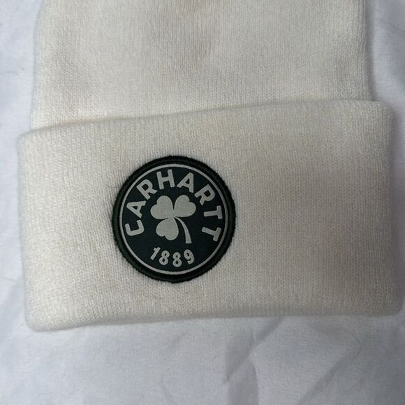 Carhartt Off-White Shamrock Patch Knit Beanie. One Size. - Picture 3 of 5